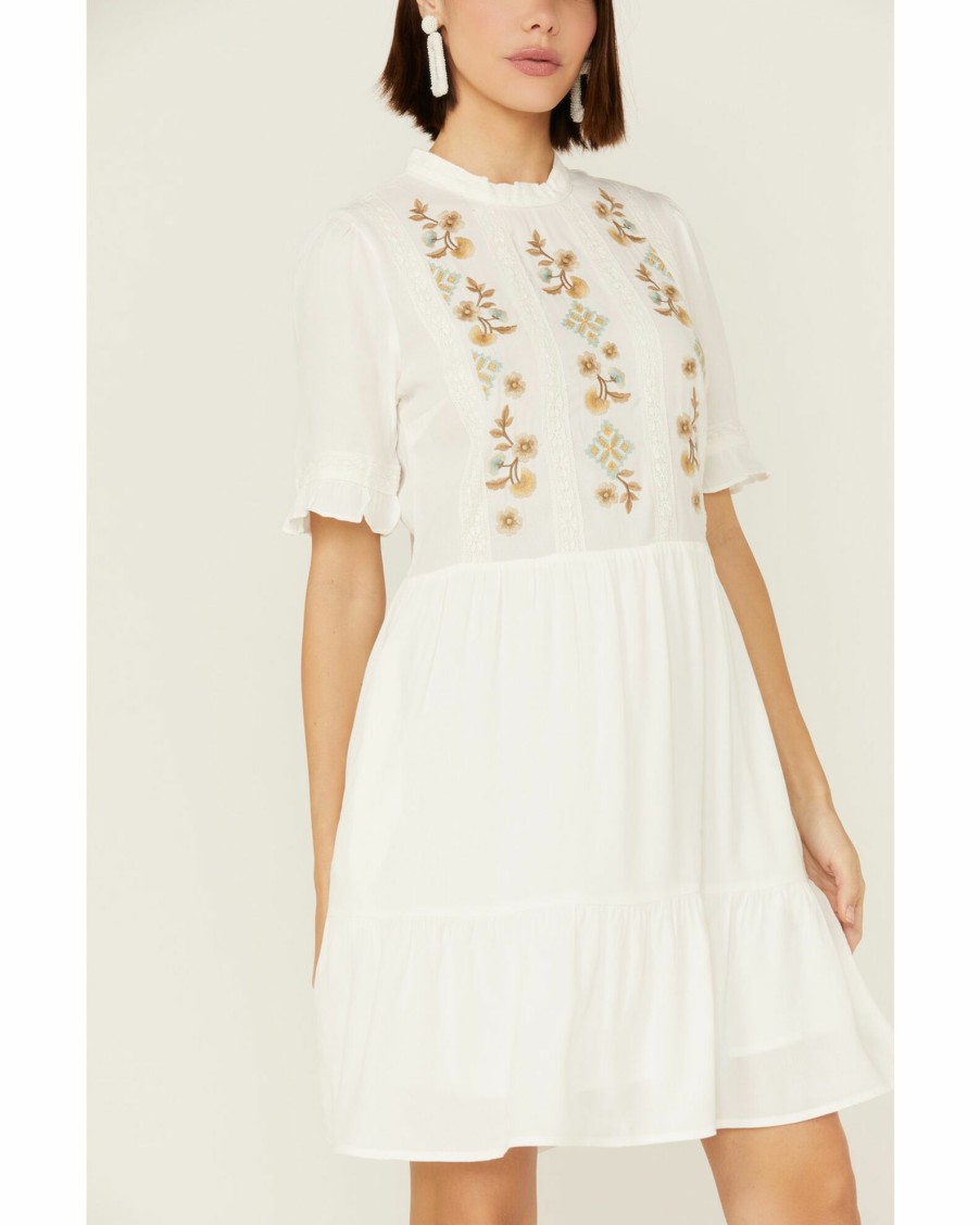 Dress * | Stetson Women'S Embroidered Floral Ruffle Surplice Dress White